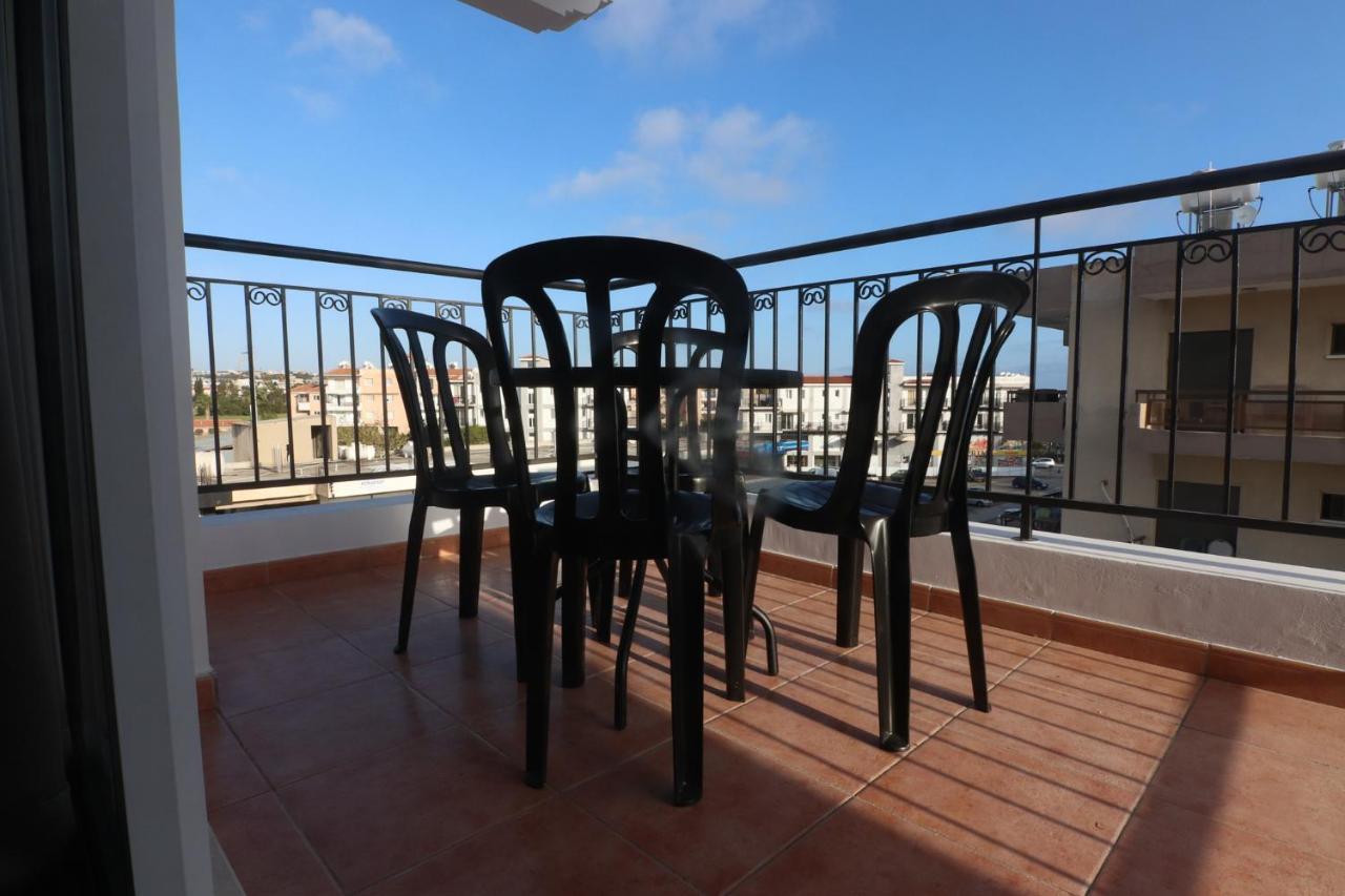 Amelia Two Bedroom Apartment - 202 Paphos Buitenkant foto