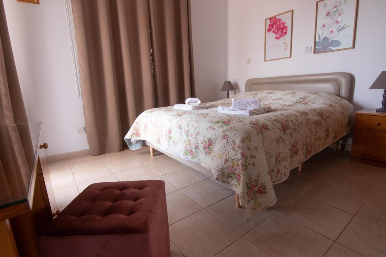 Amelia Two Bedroom Apartment - 202 Paphos Buitenkant foto